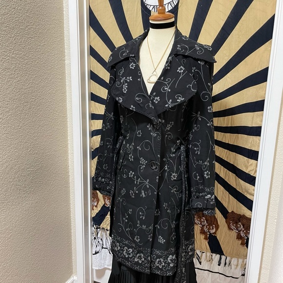 🌈 Beautiful Vintage Floral night coat - Picture 3 of 11